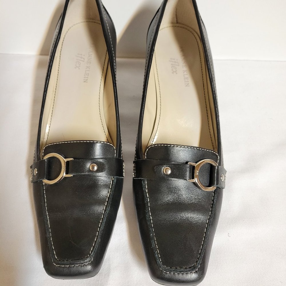 AK Anne Klein Black 2" Heels, Size 7 1/2